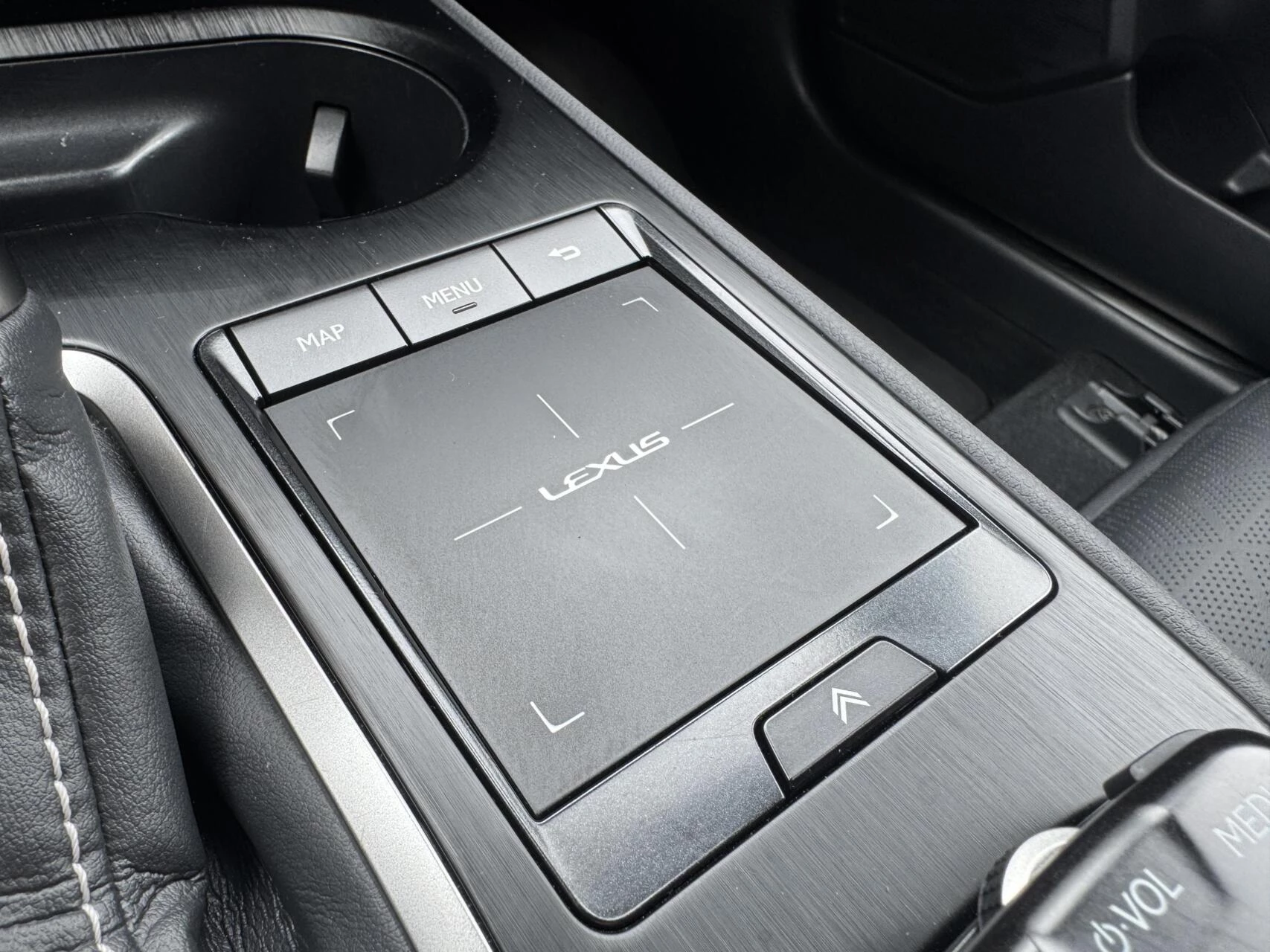Hoofdafbeelding Lexus UX