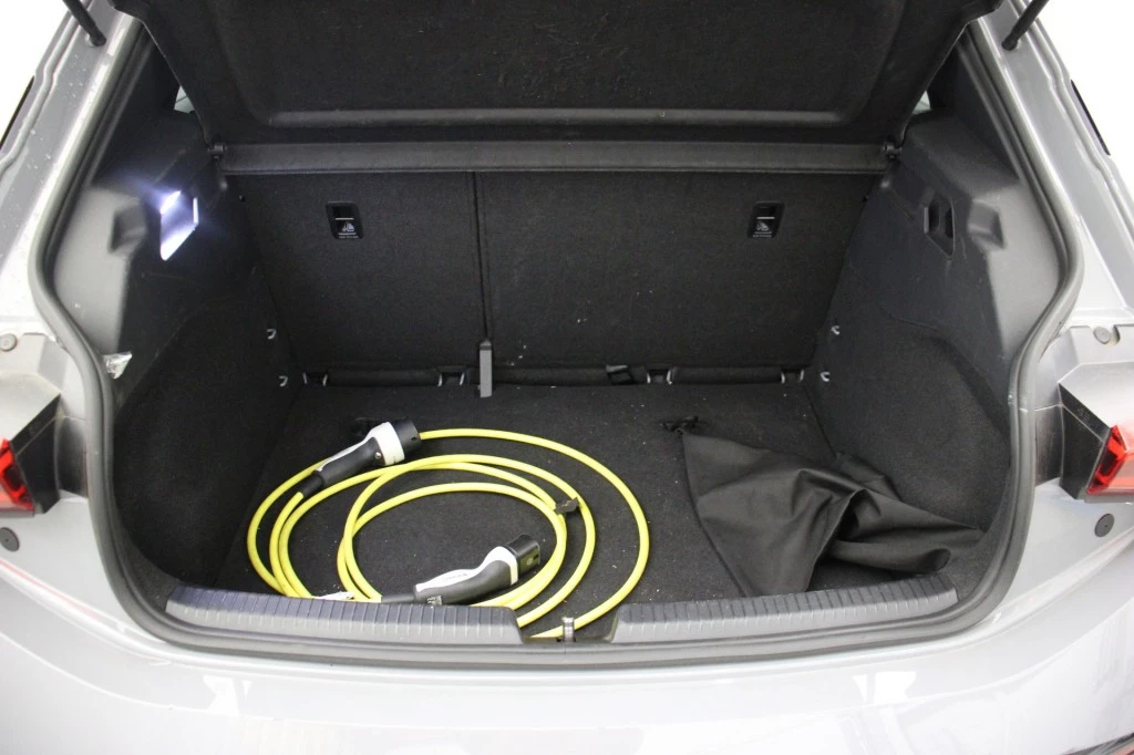 Hoofdafbeelding CUPRA Born