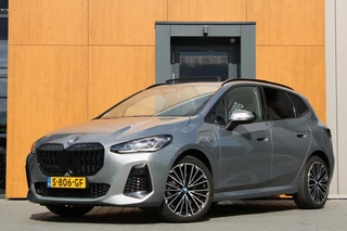 BMW 2-serie Active Tourer 230e xDrive | Pano | H&K | Trekhaak