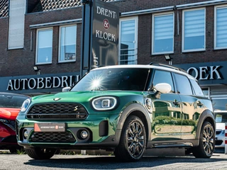 Hoofdafbeelding MINI Countryman MINI Countryman Mini 1.5 Cooper S E ALL4 Chili CAMERA ADAP CRUISE BI TONE BLACK OPTIC LED