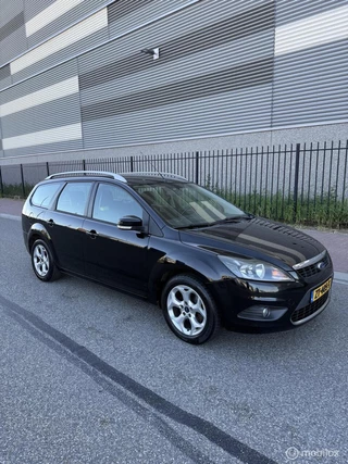 Ford Focus Wagon 1.6 Titanium Nieuwe Apk