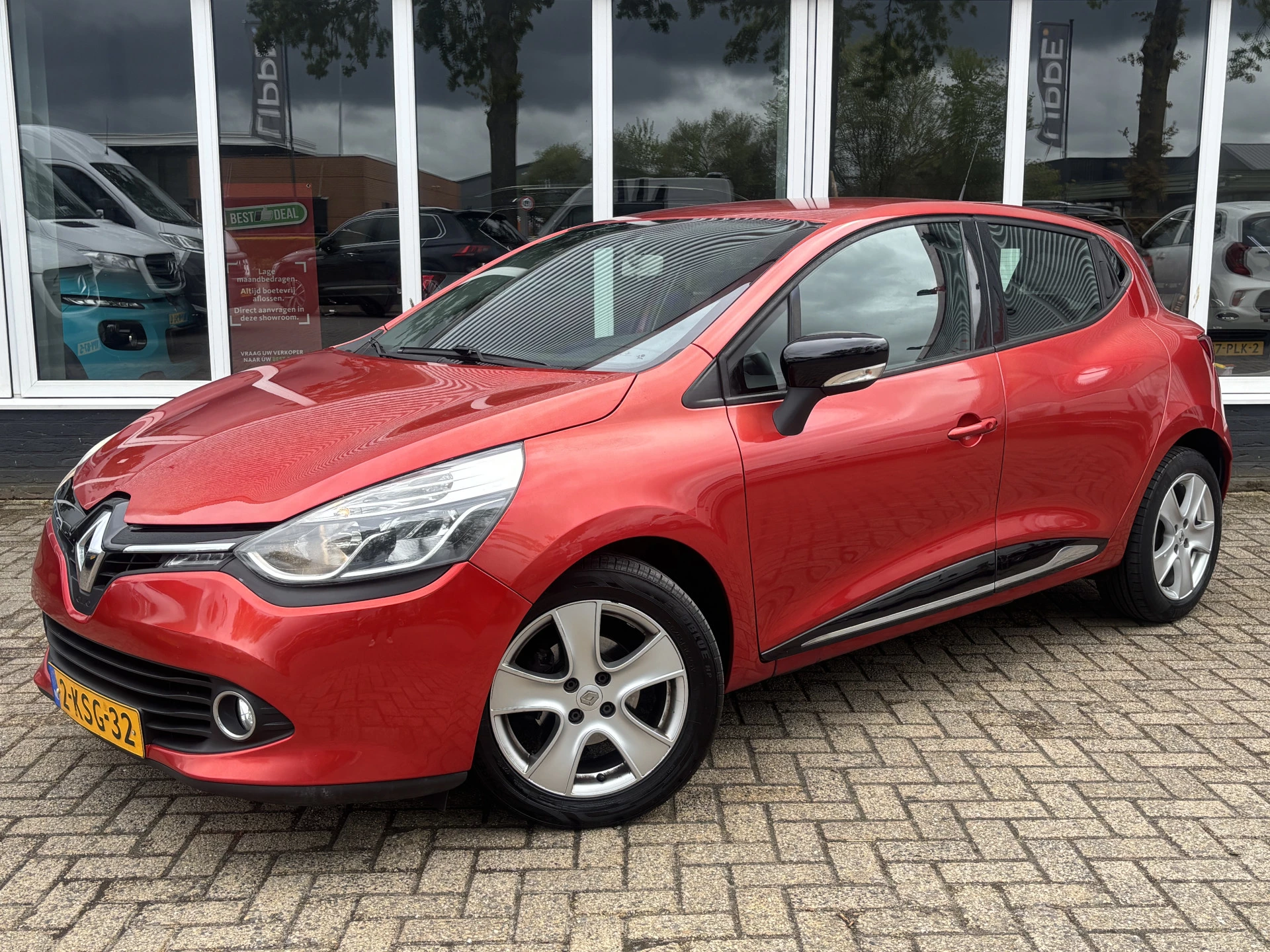 Hoofdafbeelding Renault Clio