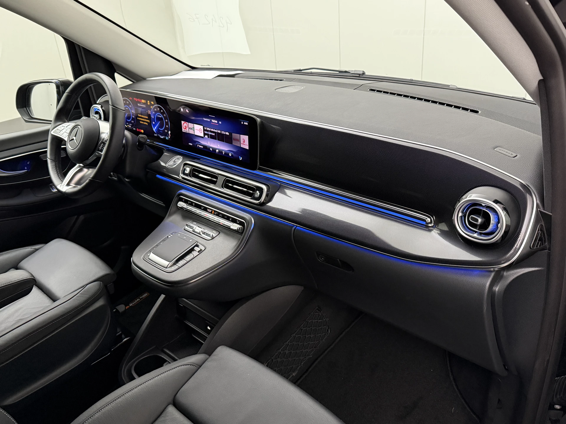 Hoofdafbeelding Mercedes-Benz EQV