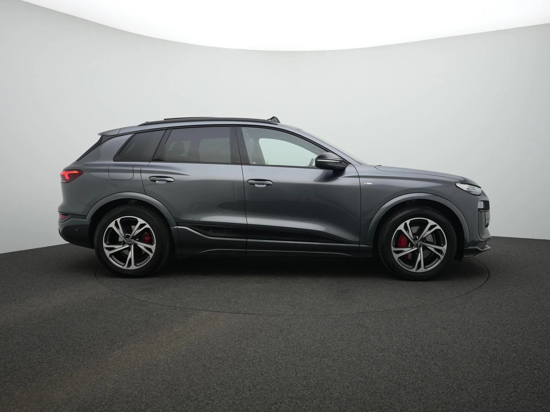 Hoofdafbeelding Audi Q6 e-tron
