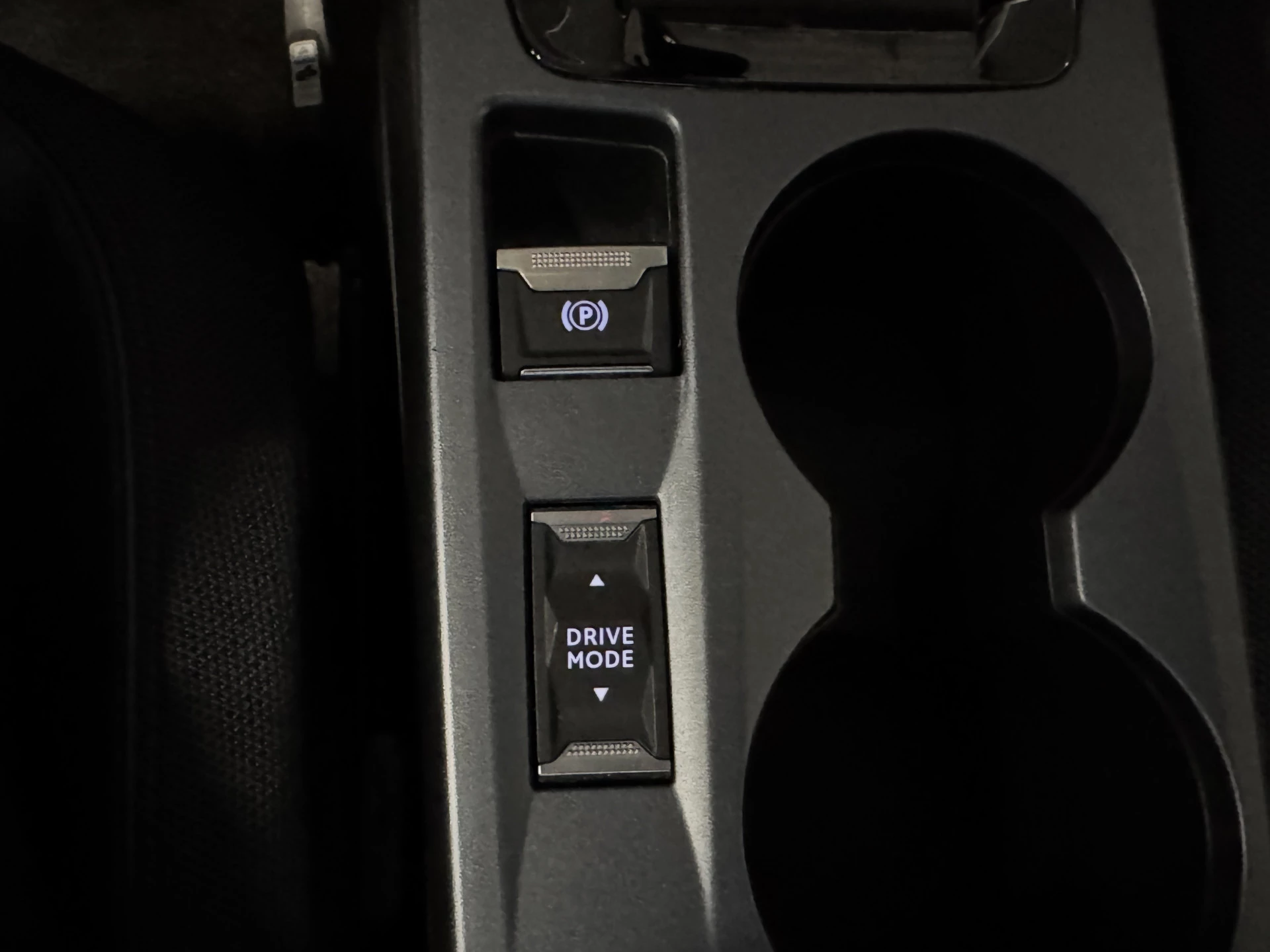 Hoofdafbeelding Peugeot e-2008