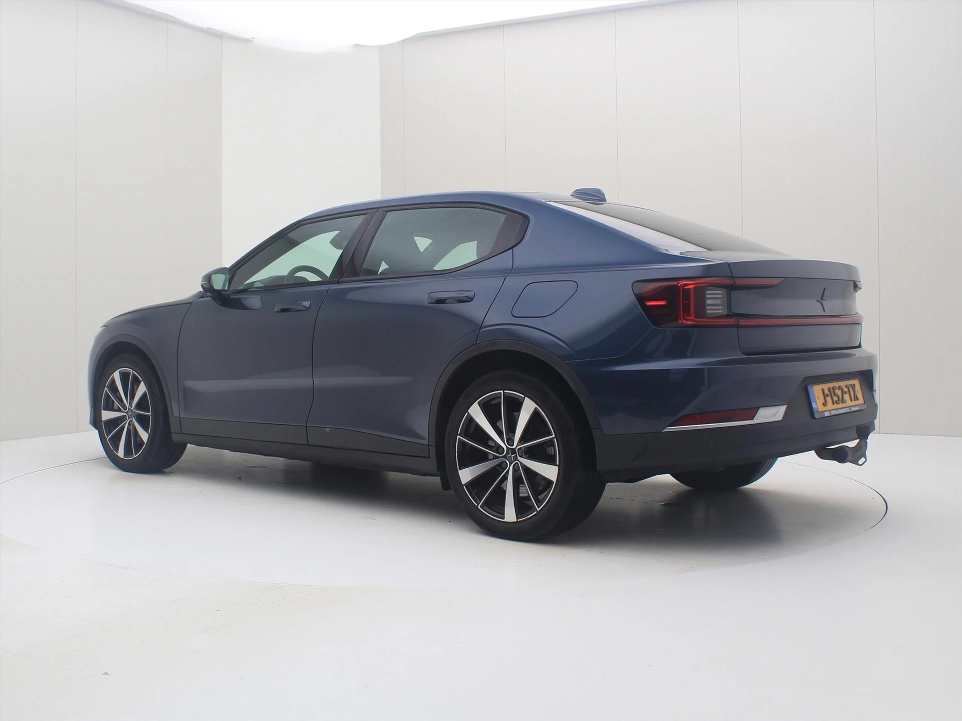 Hoofdafbeelding Polestar 2