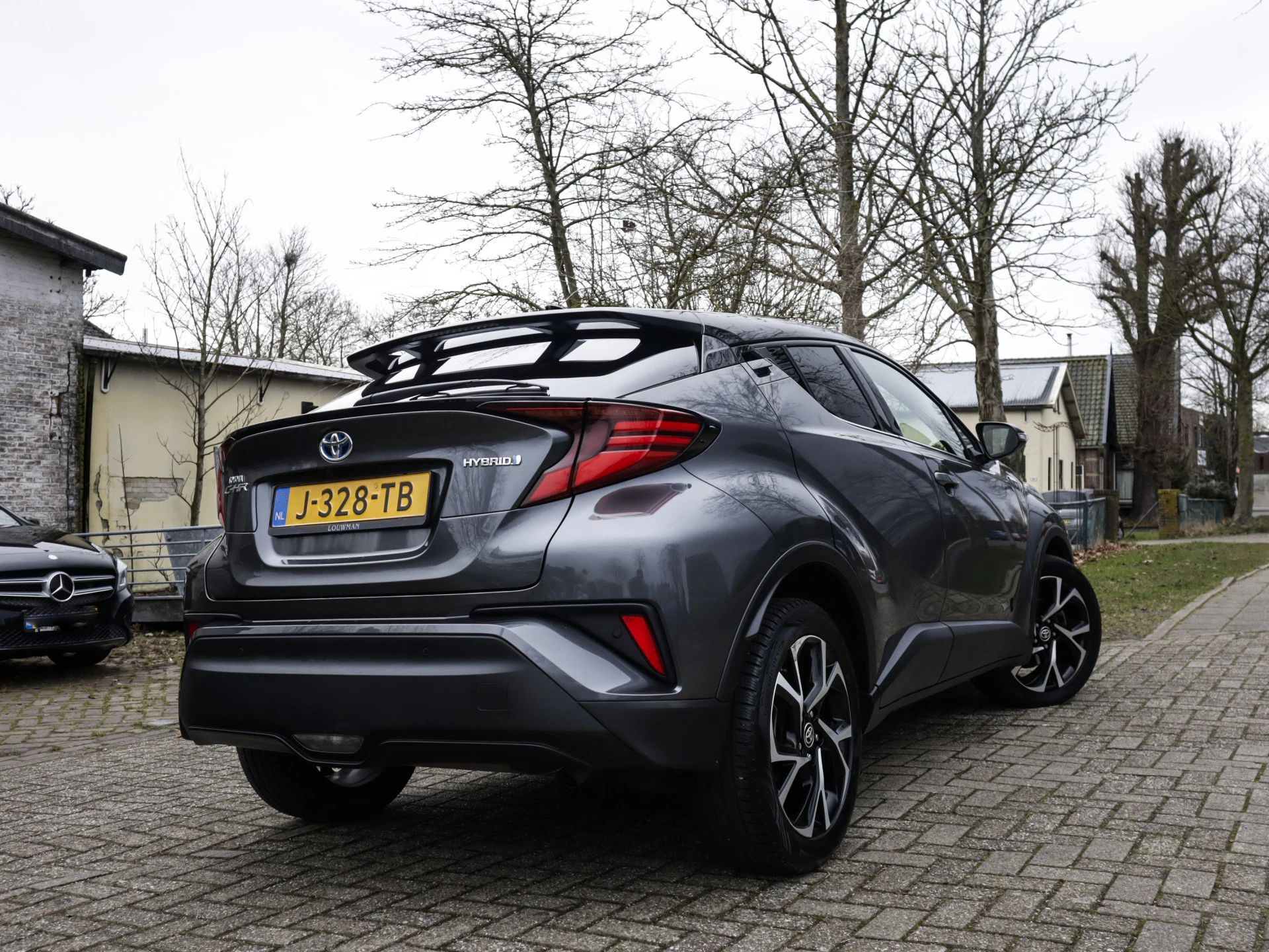 Hoofdafbeelding Toyota C-HR
