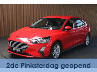 Ford Focus 1.5 EcoB. 150pk Aut. Navi Climate Stuurverwarming Stoelverwarming PDC LM velgen