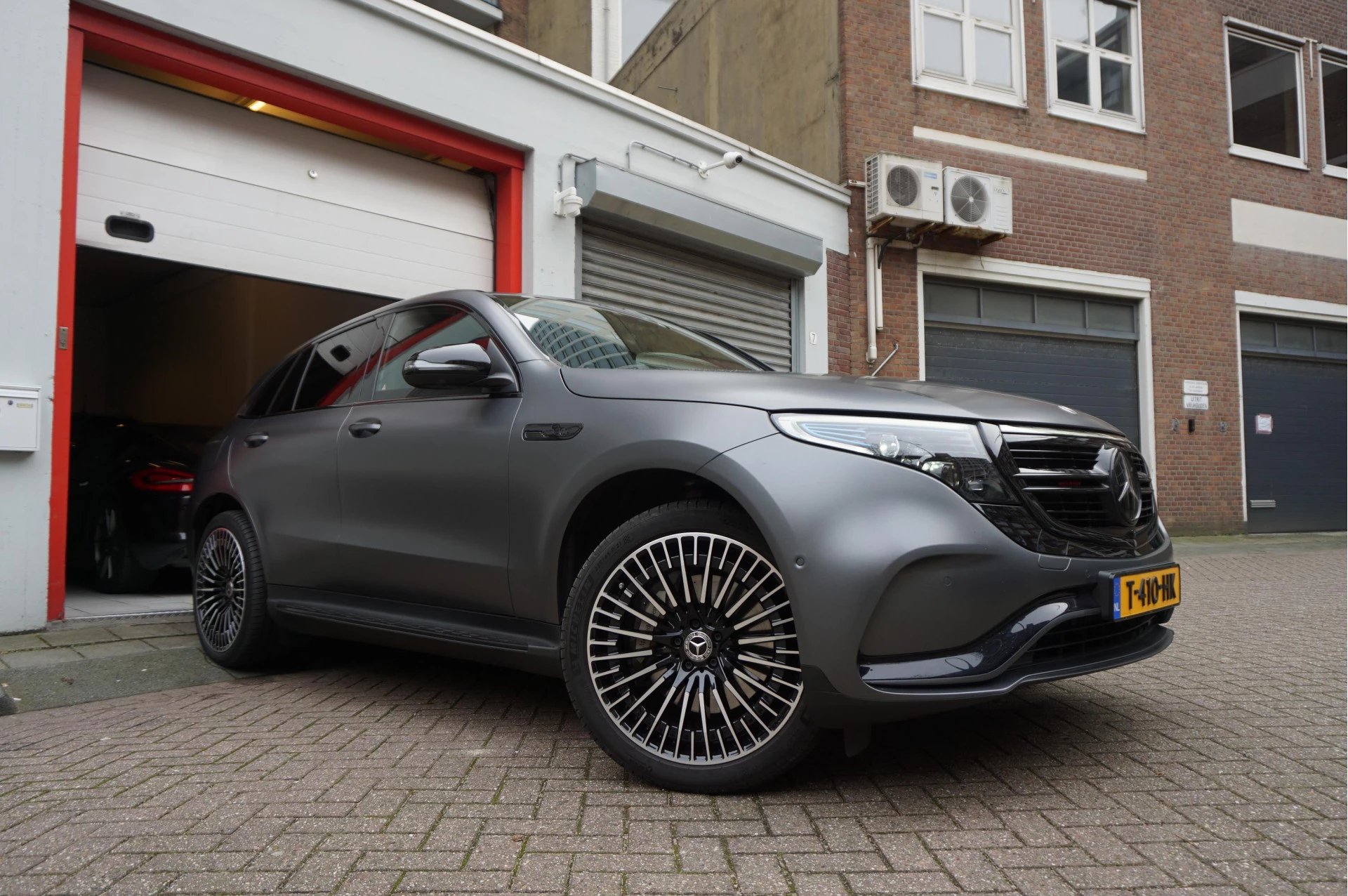 Hoofdafbeelding Mercedes-Benz EQC