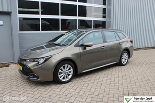 Toyota Corolla Touring Sports Hybrid 140 Active 1e Eig | NL Auto | Boekjes.