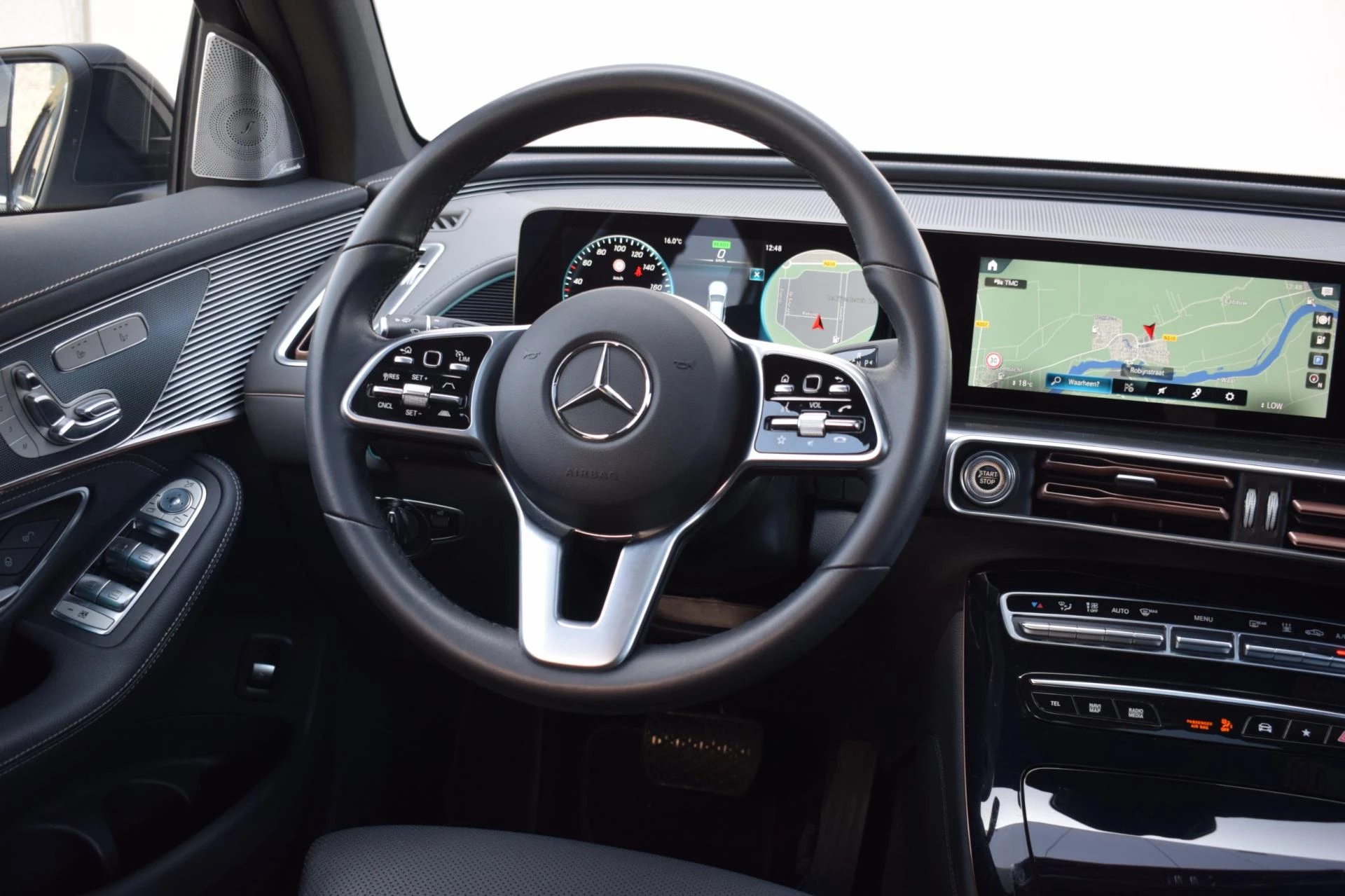 Hoofdafbeelding Mercedes-Benz EQC