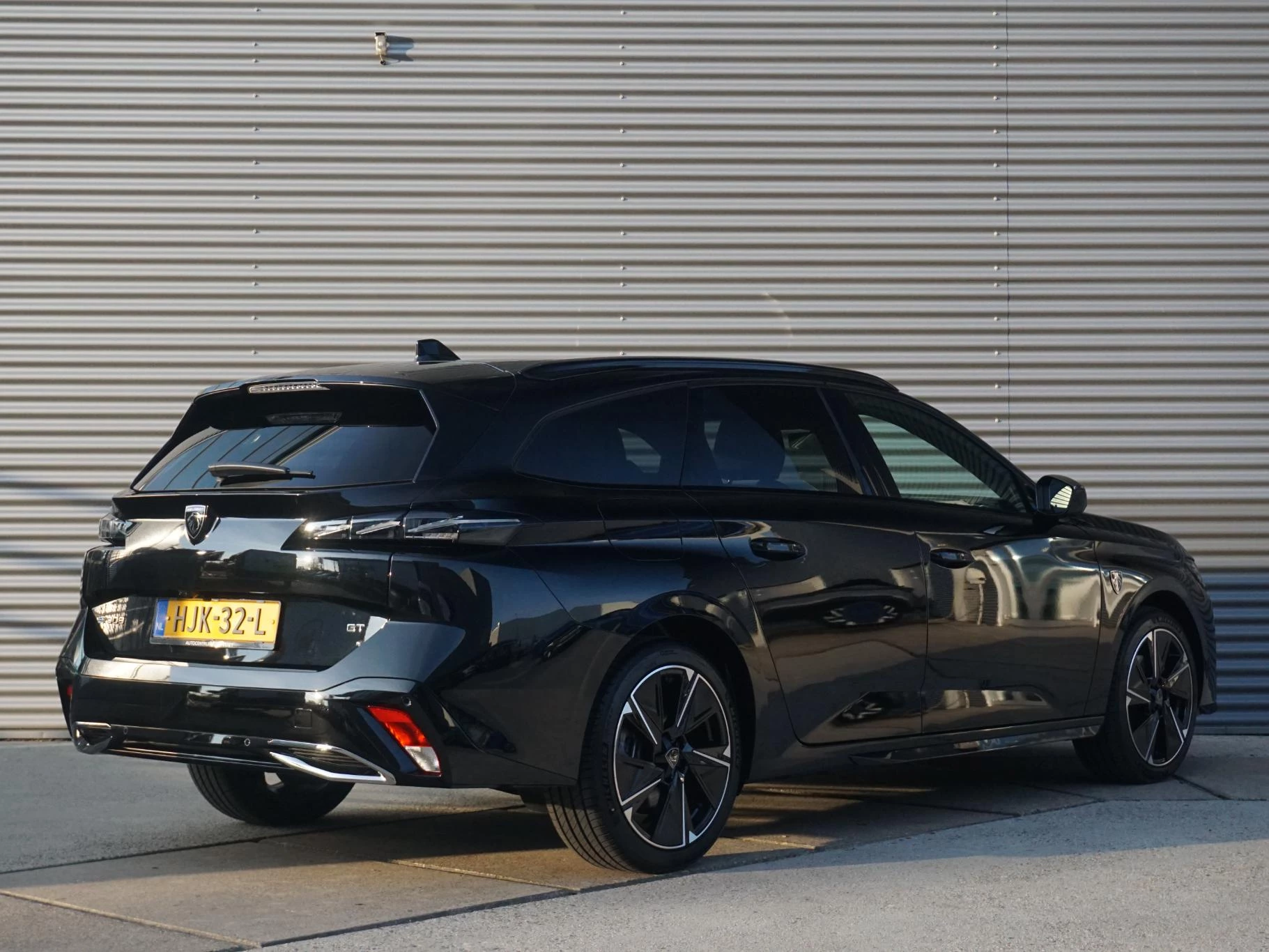 Hoofdafbeelding Peugeot e-308