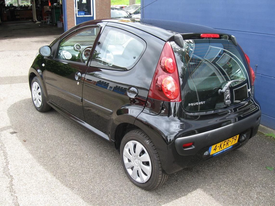 Hoofdafbeelding Peugeot 107