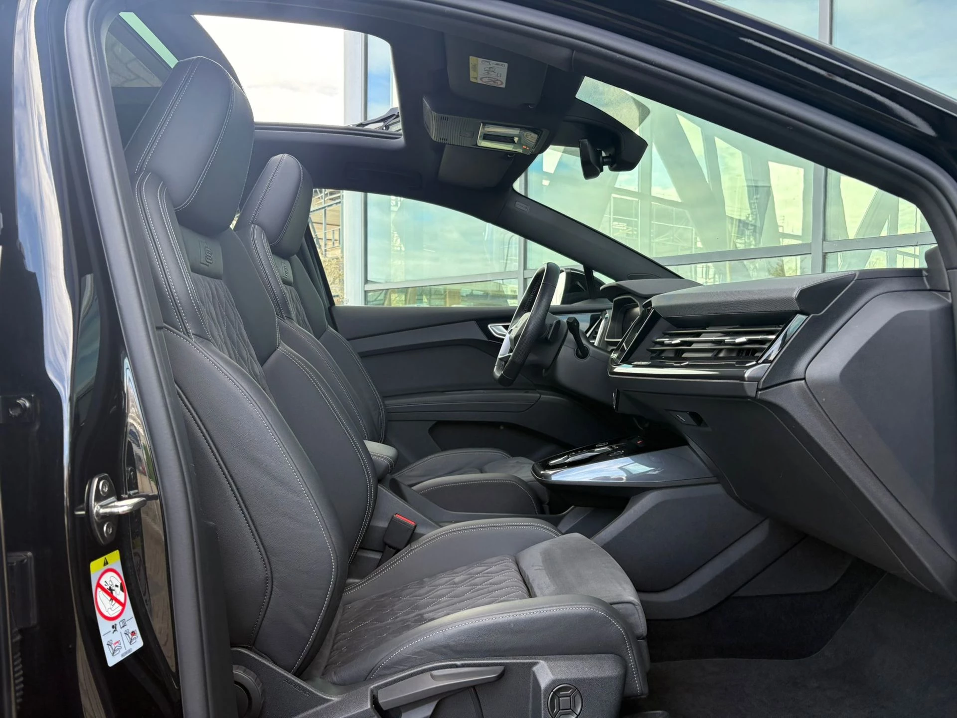 Hoofdafbeelding Audi Q4 Sportback e-tron