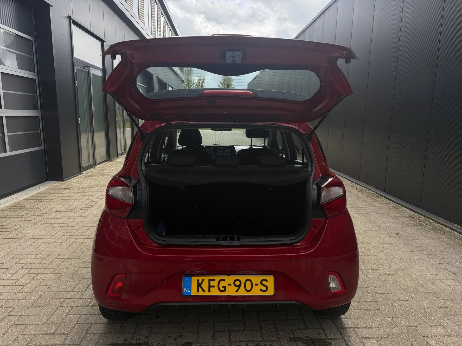 Hoofdafbeelding Hyundai i10
