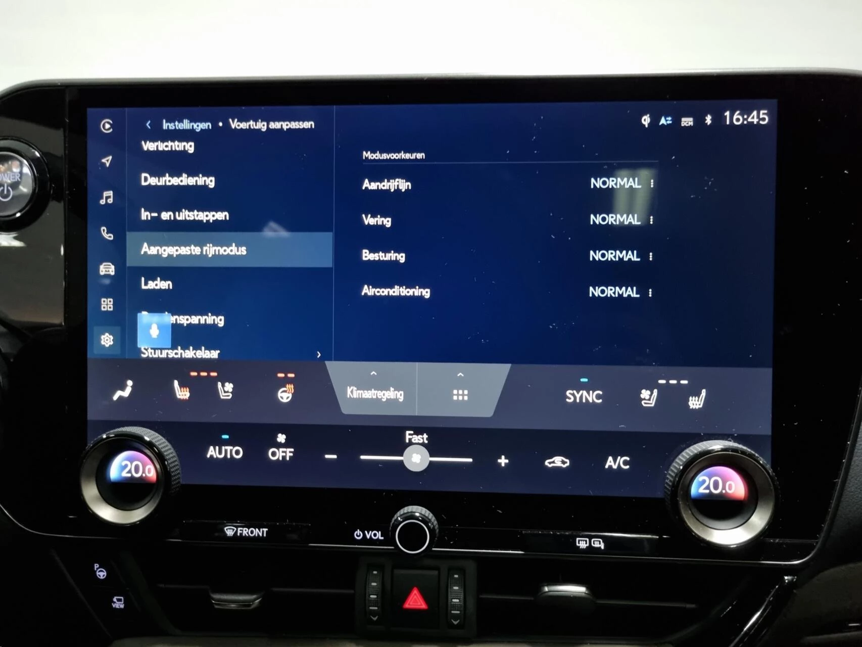 Hoofdafbeelding Lexus NX