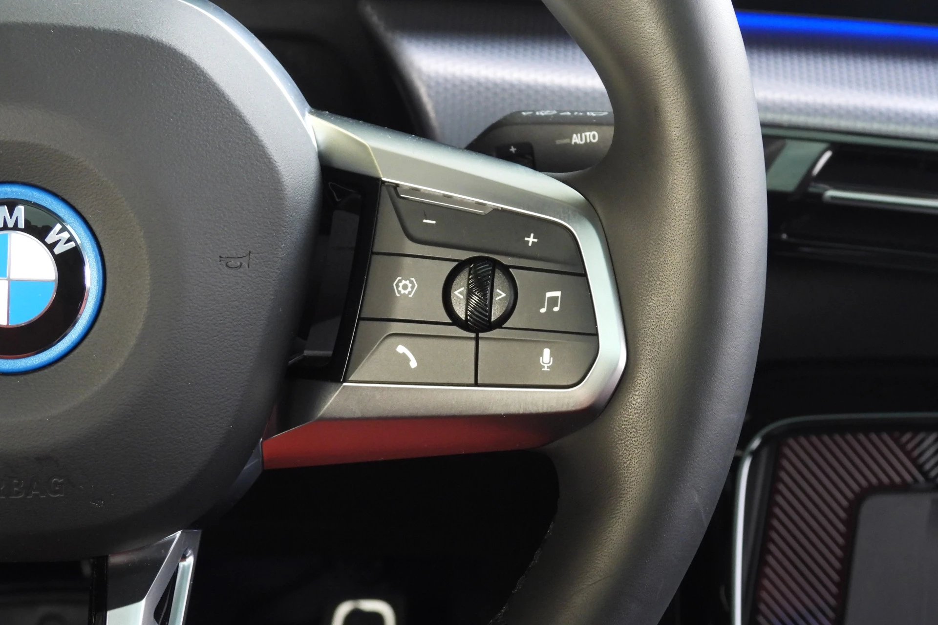 Hoofdafbeelding BMW iX2