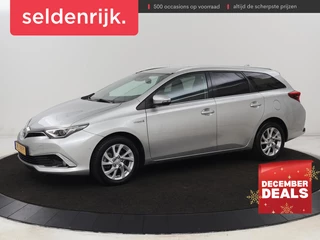 Toyota Auris 1.8 Hybrid Executive | Stoelverwarming |  Trekhaak | Leder/Alcantara | Navigatie | Full LED | Park Assist | Climate control | Cruise control | Keyless | Regensensor