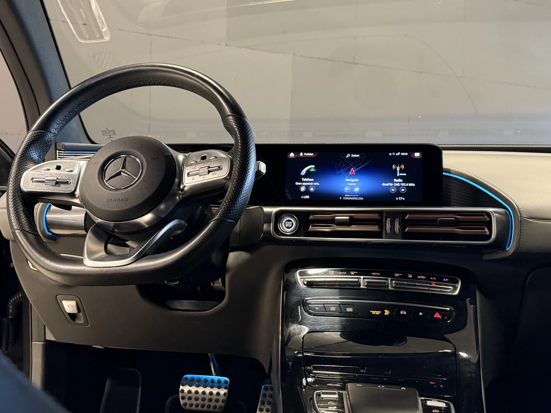 Hoofdafbeelding Mercedes-Benz EQC