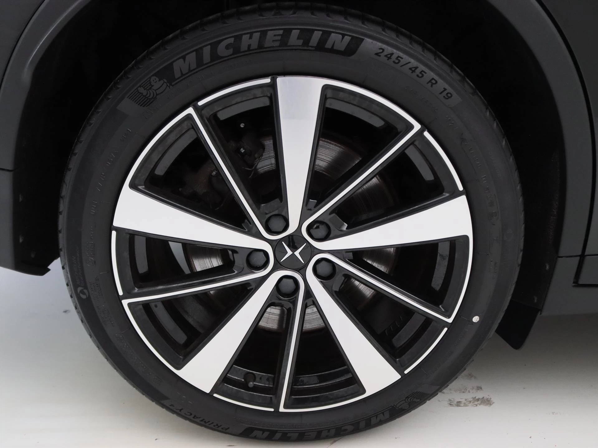 Hoofdafbeelding Polestar 2