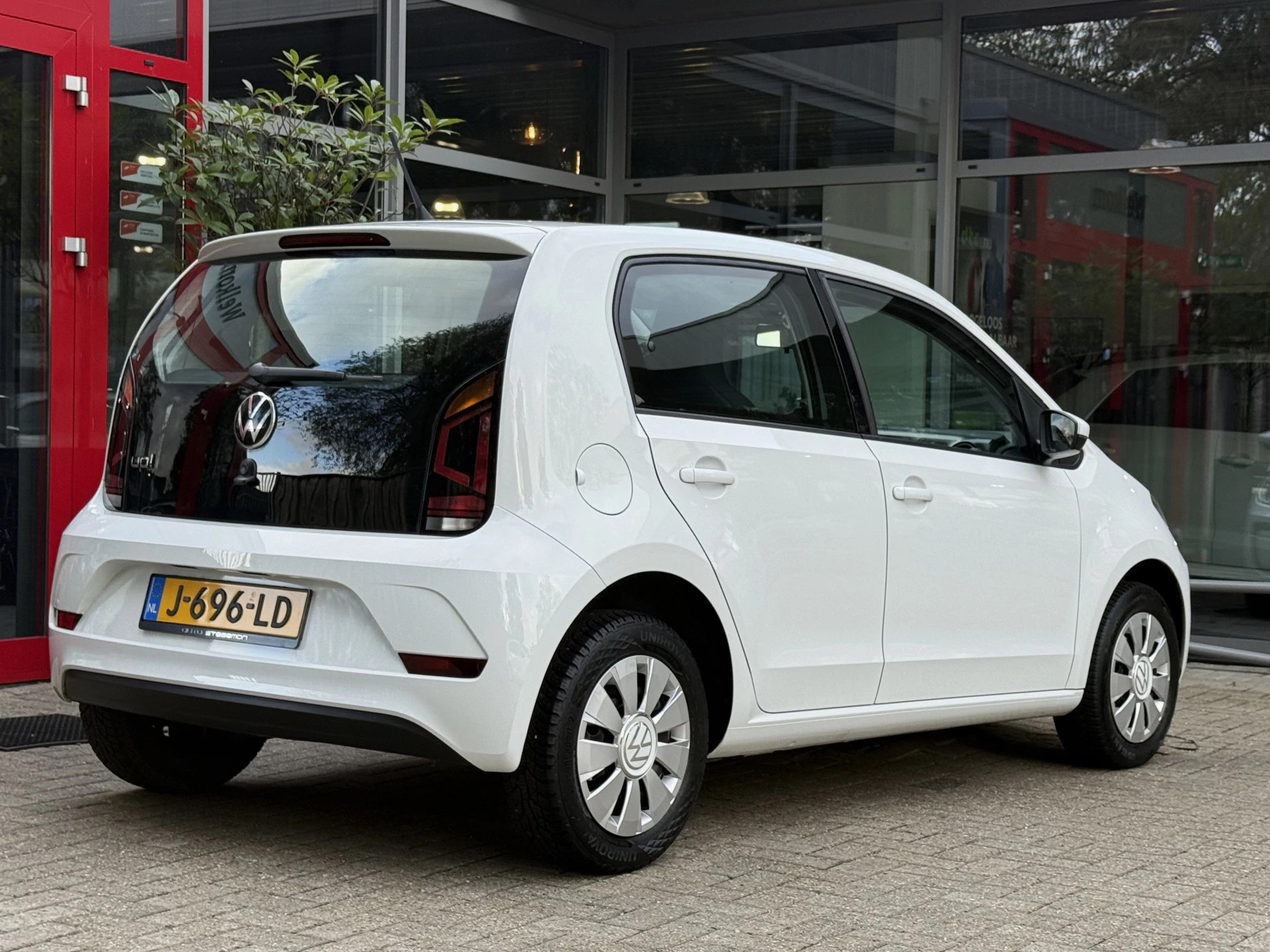 Hoofdafbeelding Volkswagen up!