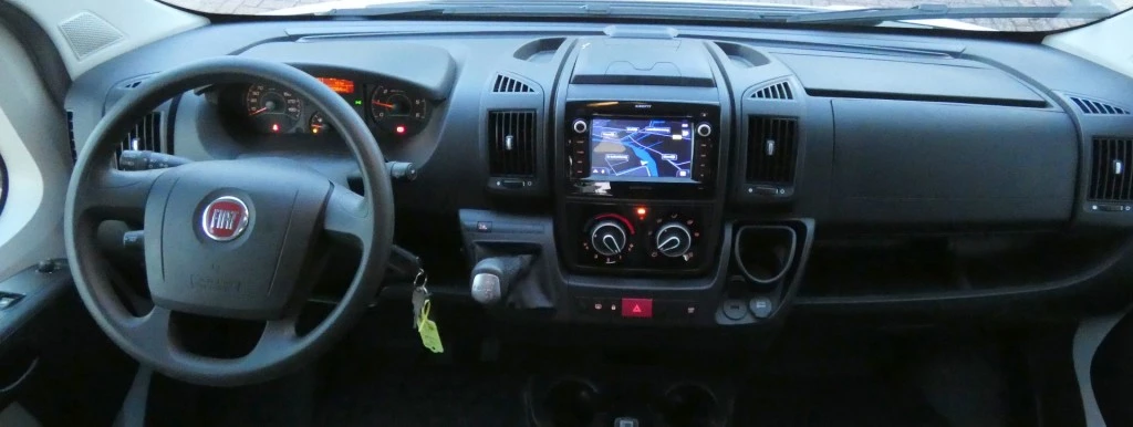 Hoofdafbeelding Sunlight T68 Automaat,navi,camera,lengtebedden