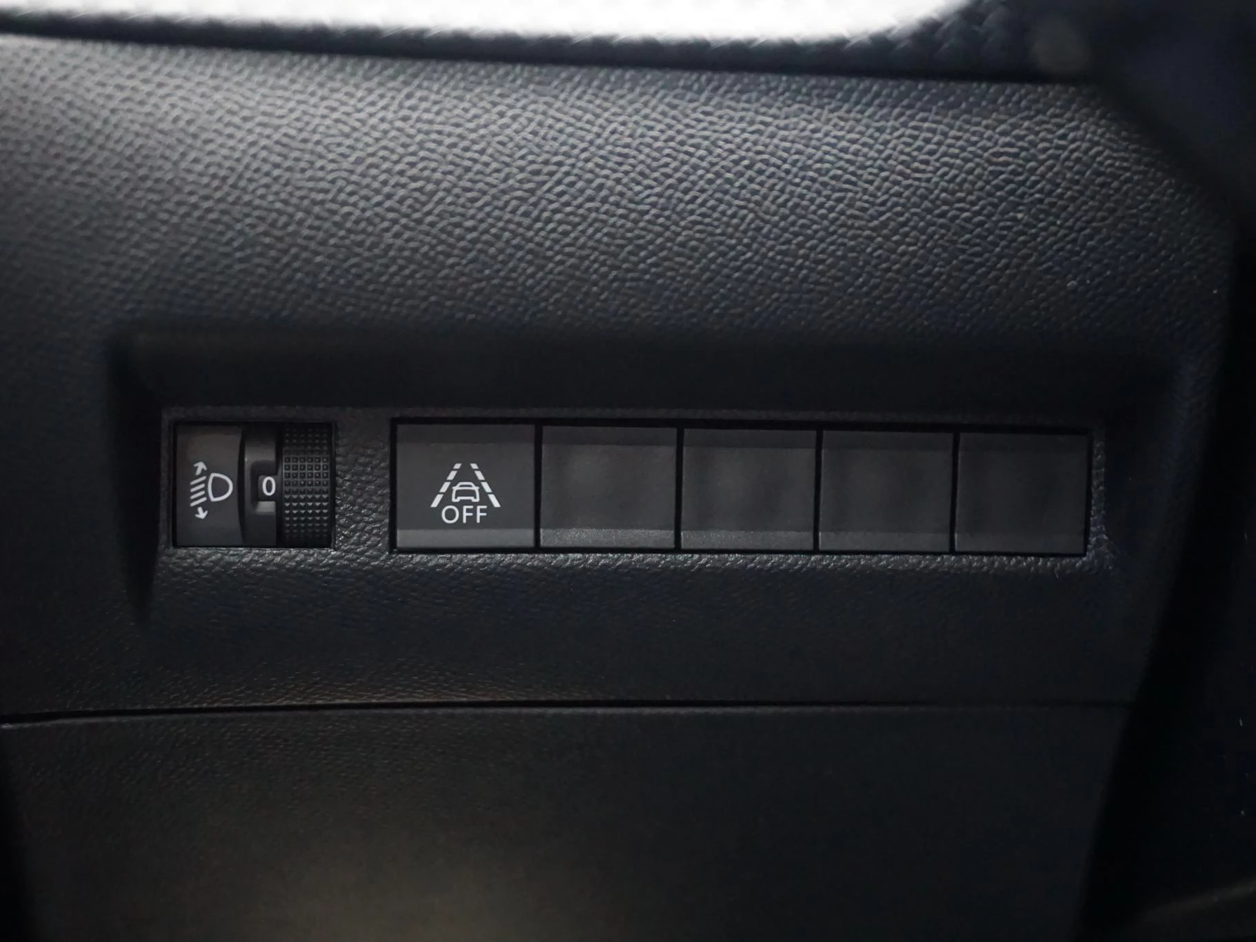 Hoofdafbeelding Peugeot e-2008