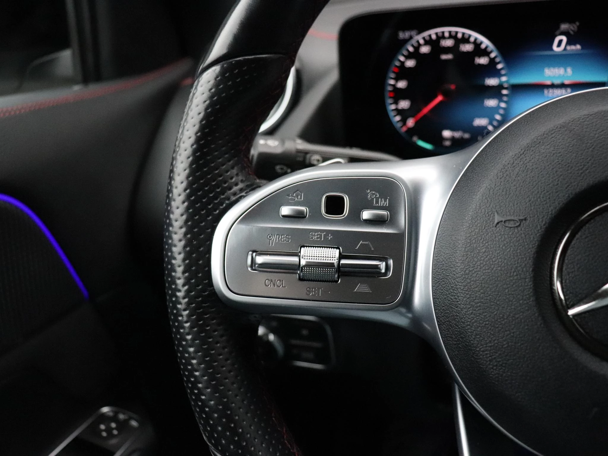 Hoofdafbeelding Mercedes-Benz EQA