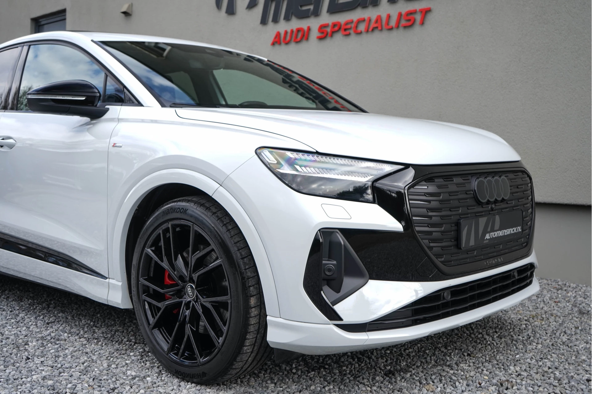 Hoofdafbeelding Audi Q4 Sportback e-tron