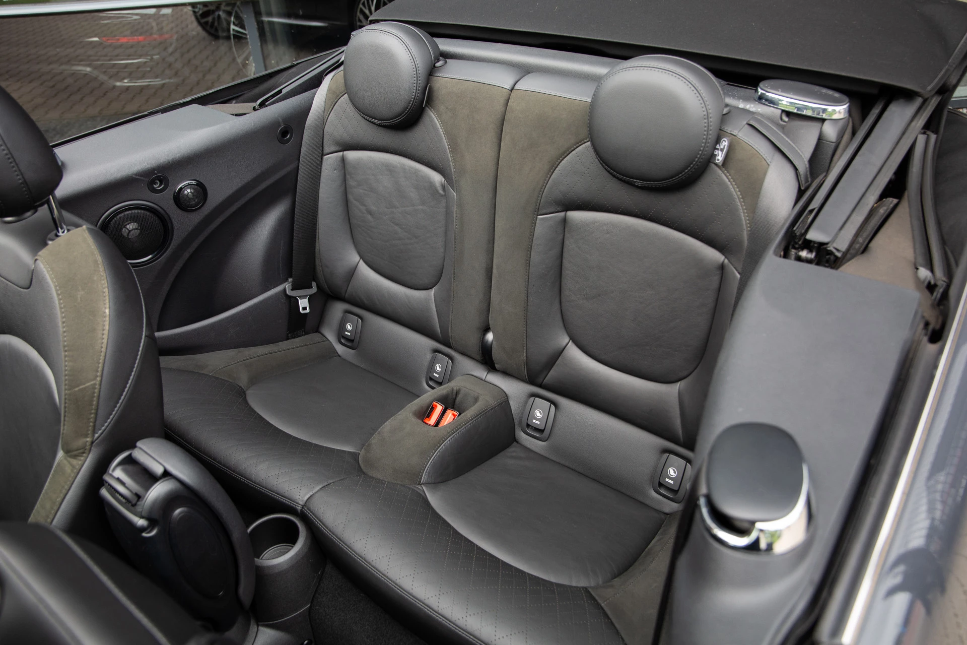 Hoofdafbeelding MINI Cooper Cabrio