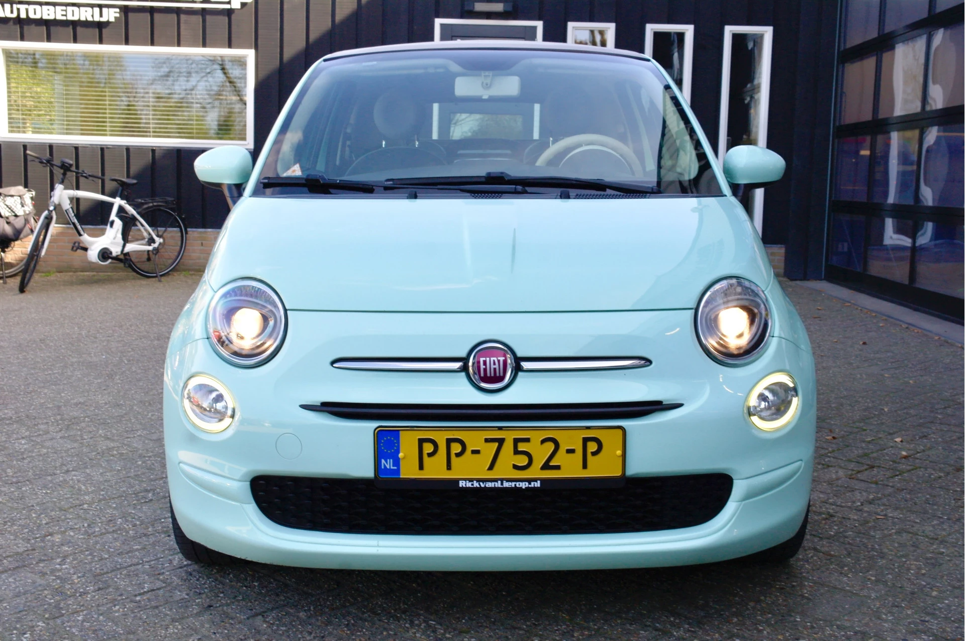Hoofdafbeelding Fiat 500C