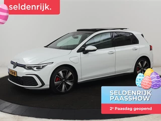Volkswagen Golf 1.4 eHybrid GTE | Panoramadak | Stoelverwarming |  Adaptive cruise | Carplay | Sfeerverlichting | Keyless | 18'' | Navigatie | Sportstoelen | Parkeerhulp | PHEV | Plug In