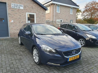 Volvo V40 1.6 D2 Momentum Luxe Uit.V.