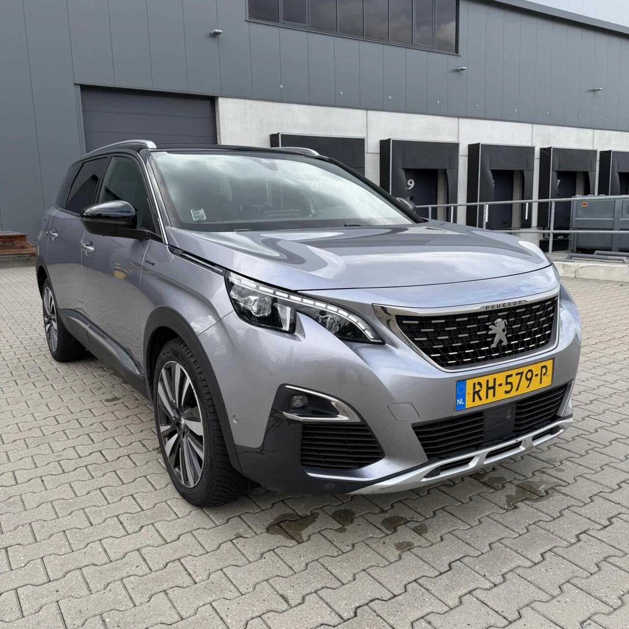 Hoofdafbeelding Peugeot 5008
