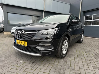 Hoofdafbeelding Opel Grandland X Opel Grandland X 1.2 Turbo Aut. Innovation Camera Leder Trekhaak