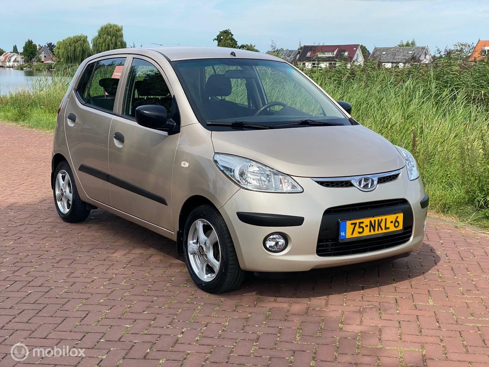 Hoofdafbeelding Hyundai i10