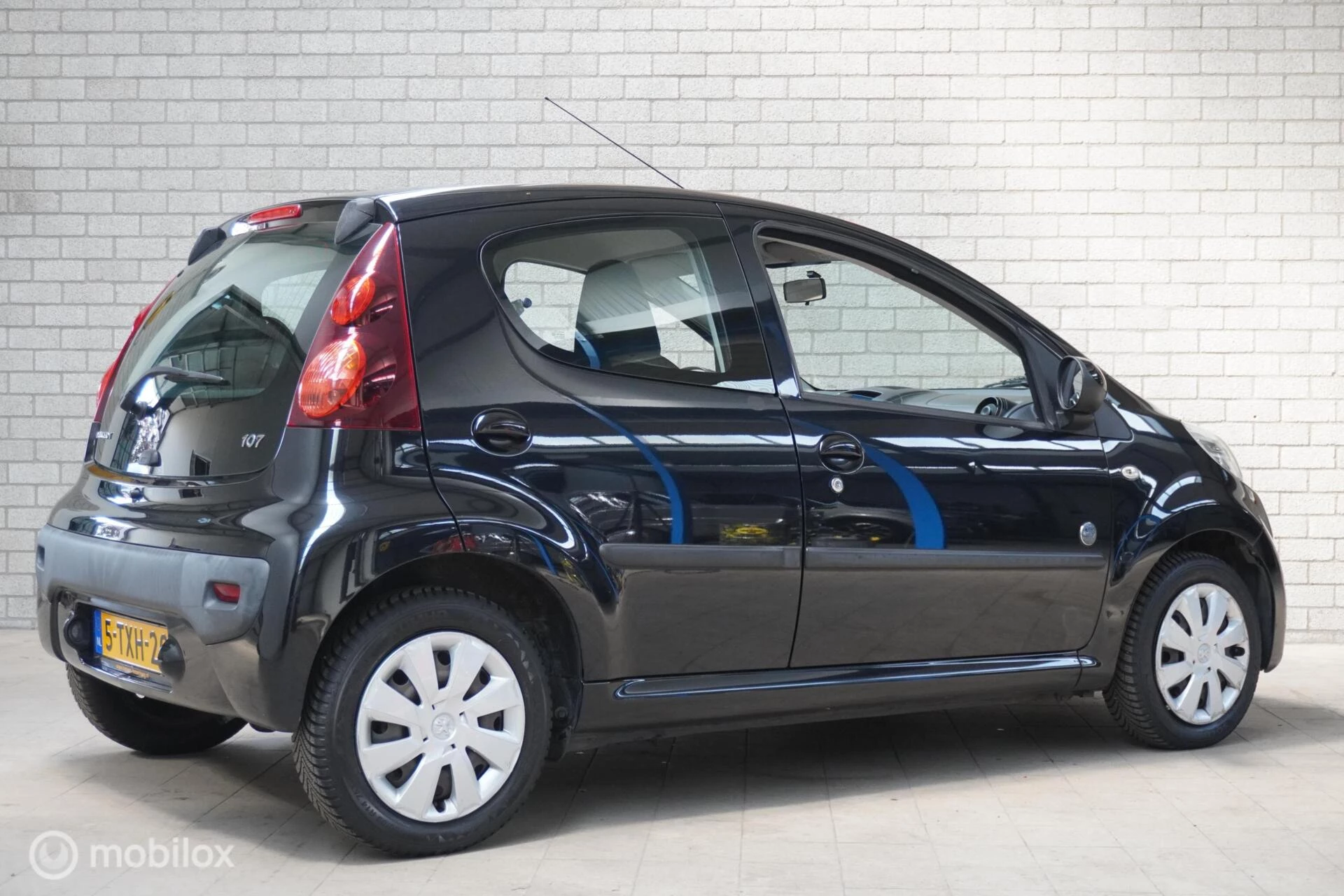 Hoofdafbeelding Peugeot 107