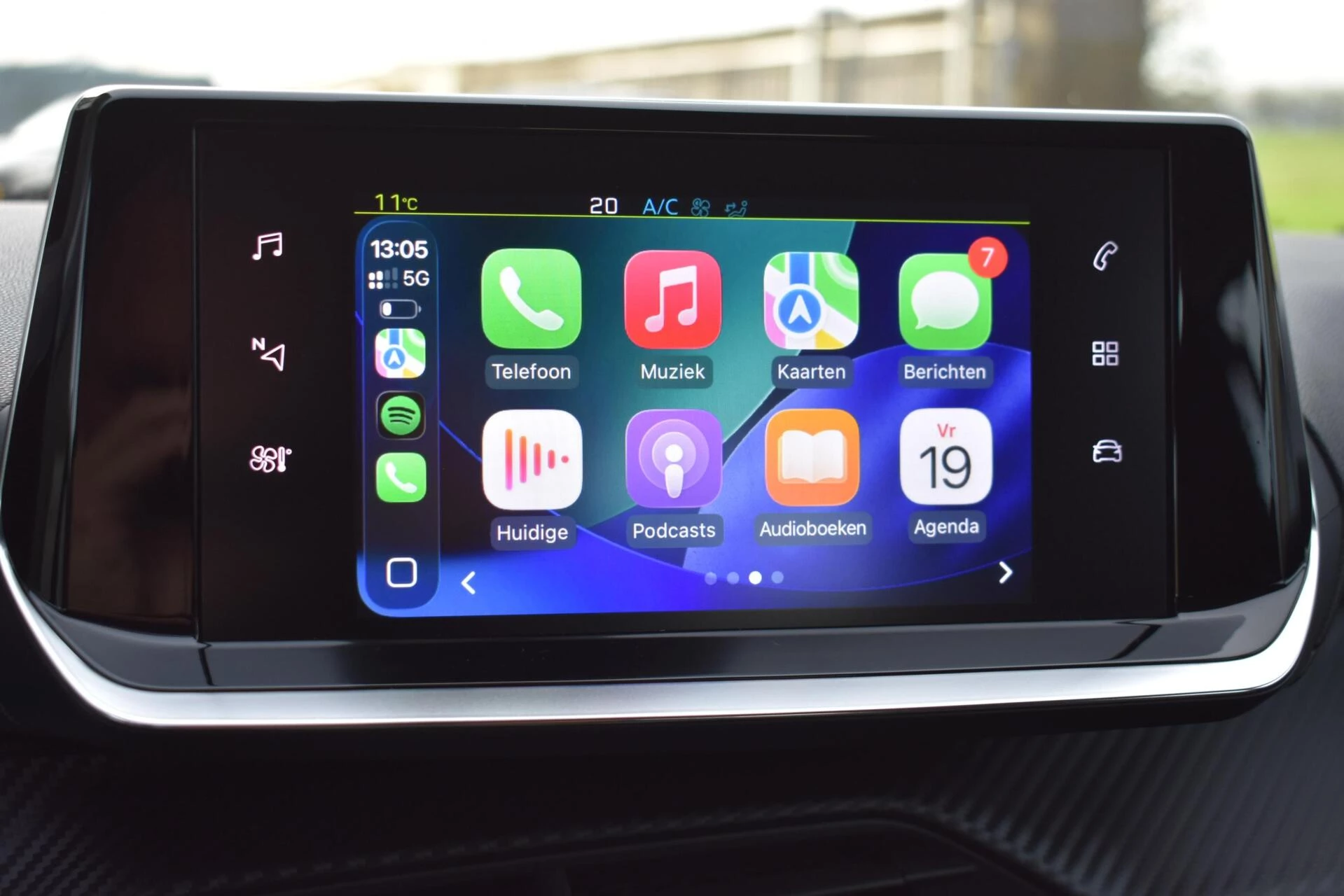 Hoofdafbeelding Peugeot e-208