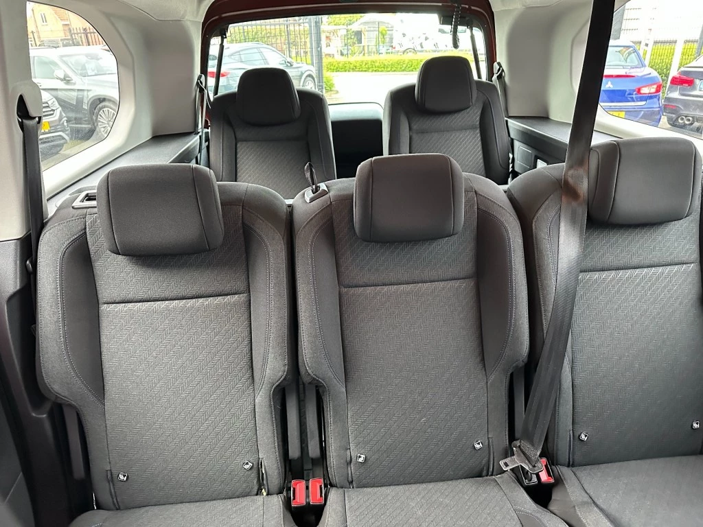 Hoofdafbeelding Peugeot Rifter