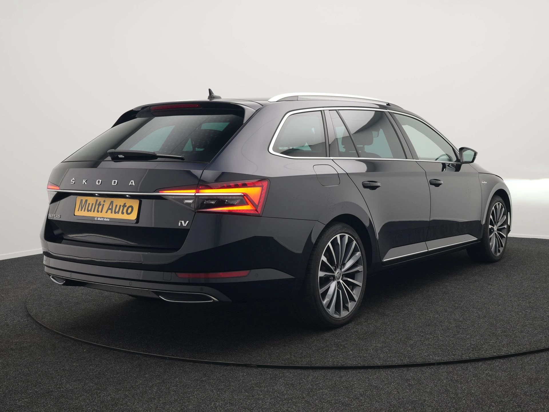 Hoofdafbeelding Škoda Superb