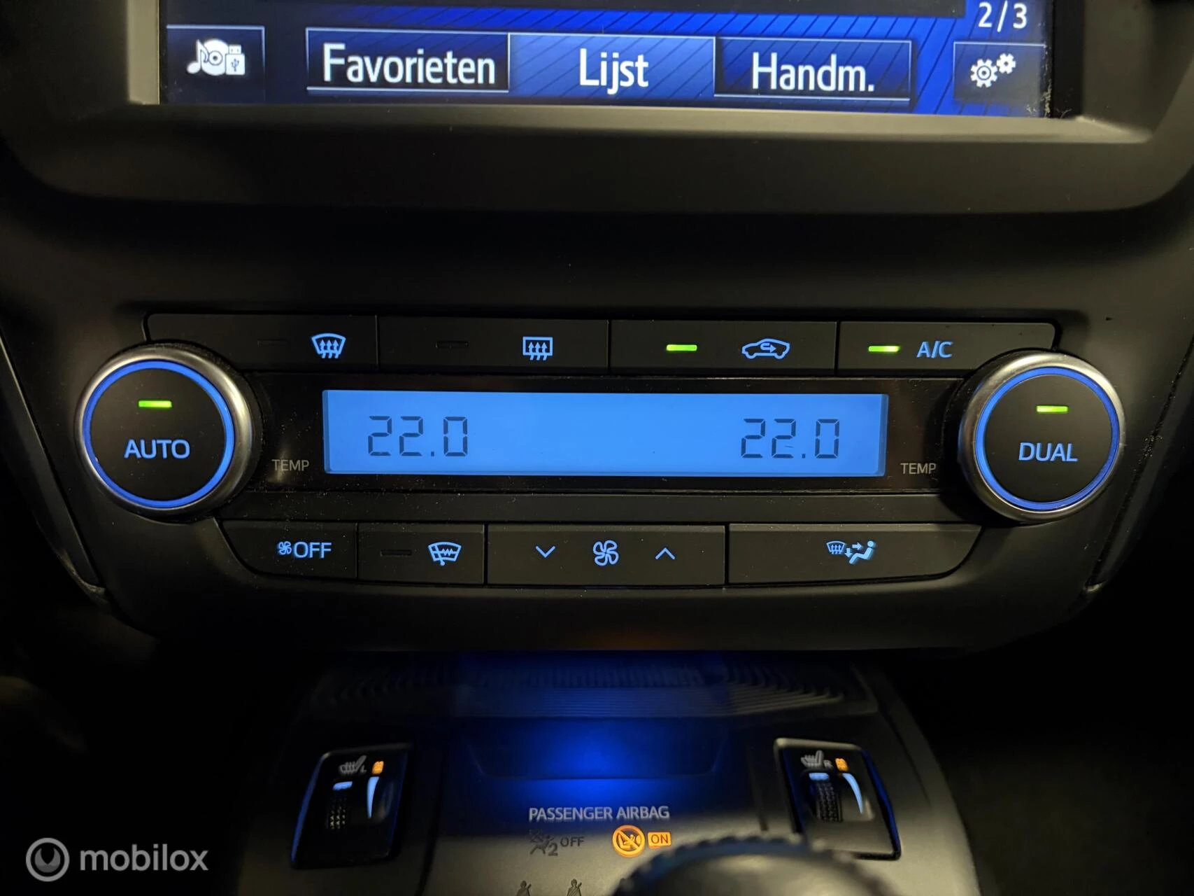 Hoofdafbeelding Toyota Avensis