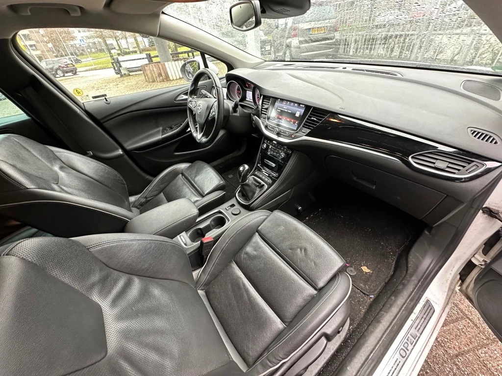 Hoofdafbeelding Opel Astra