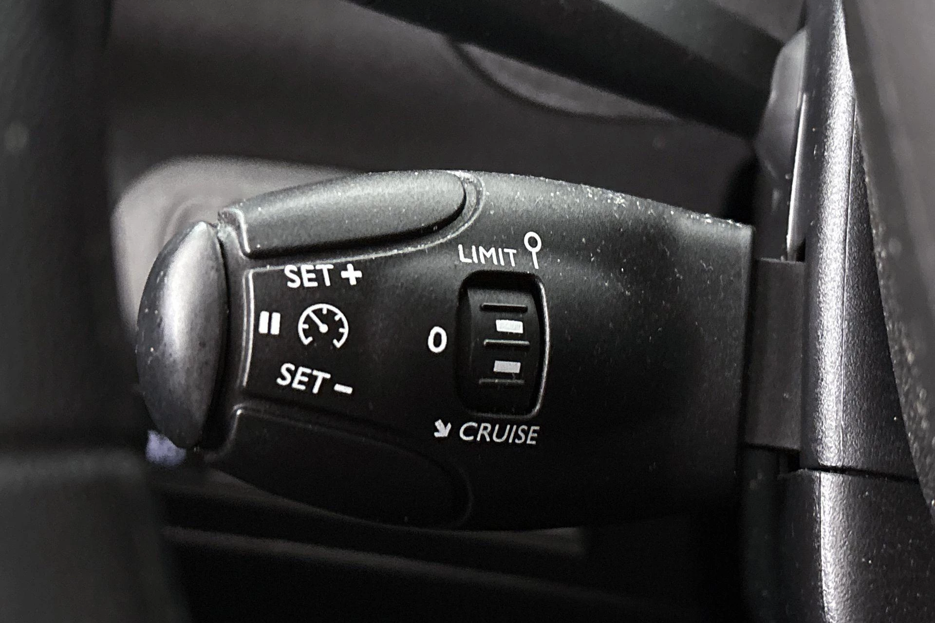 Hoofdafbeelding Peugeot e-Partner