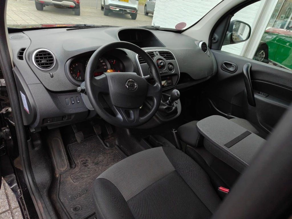 Hoofdafbeelding Nissan NV250