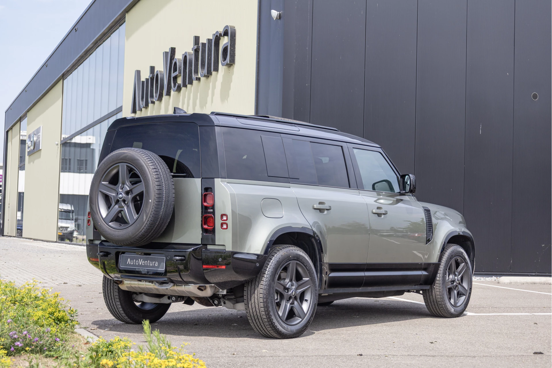 Hoofdafbeelding Land Rover Defender