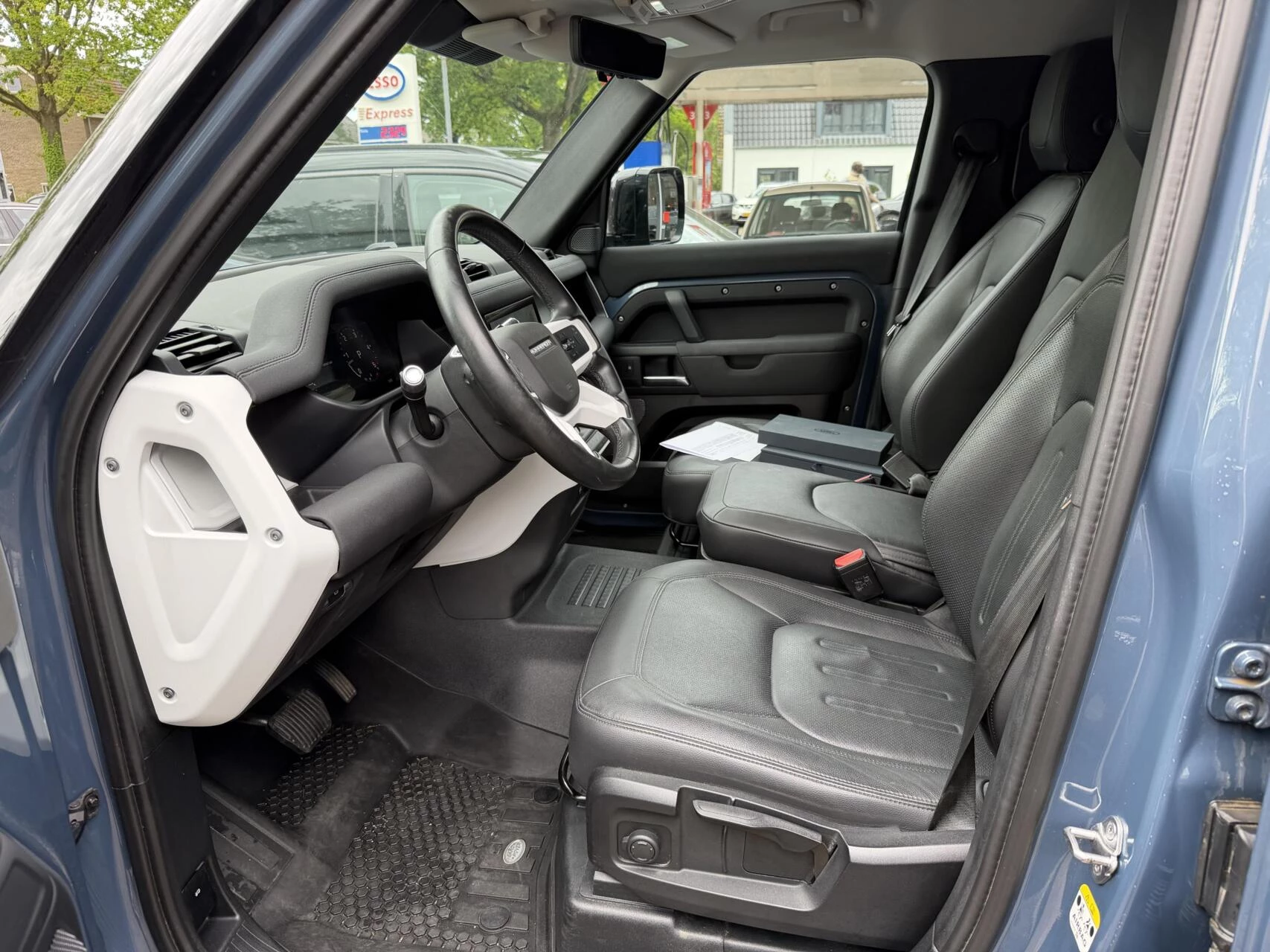 Hoofdafbeelding Land Rover Defender