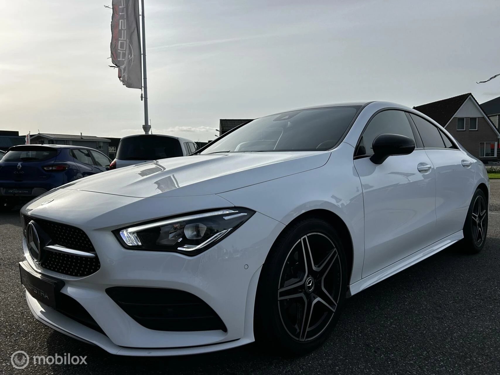 Hoofdafbeelding Mercedes-Benz CLA