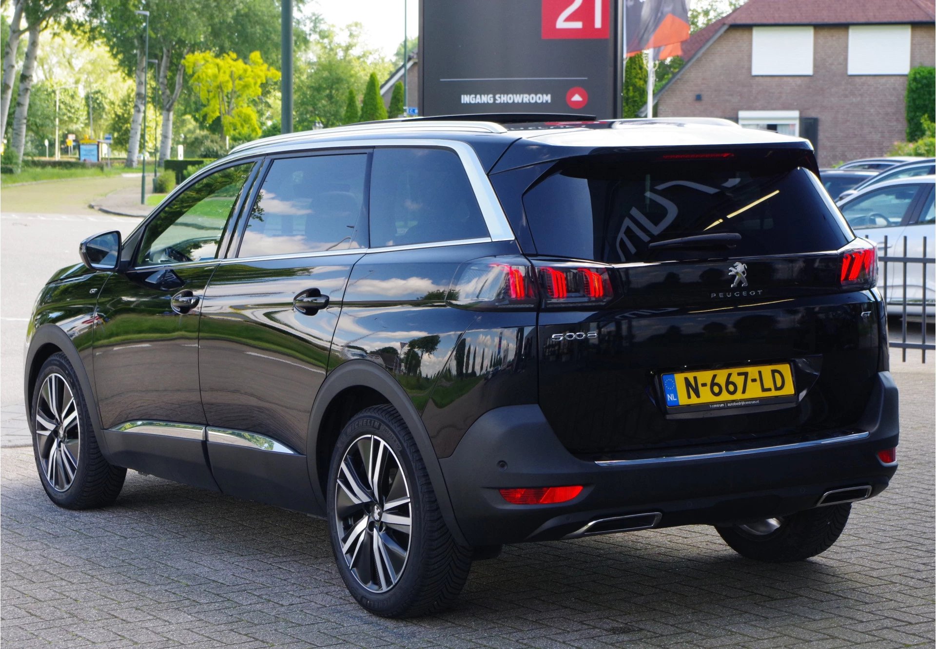 Hoofdafbeelding Peugeot 5008