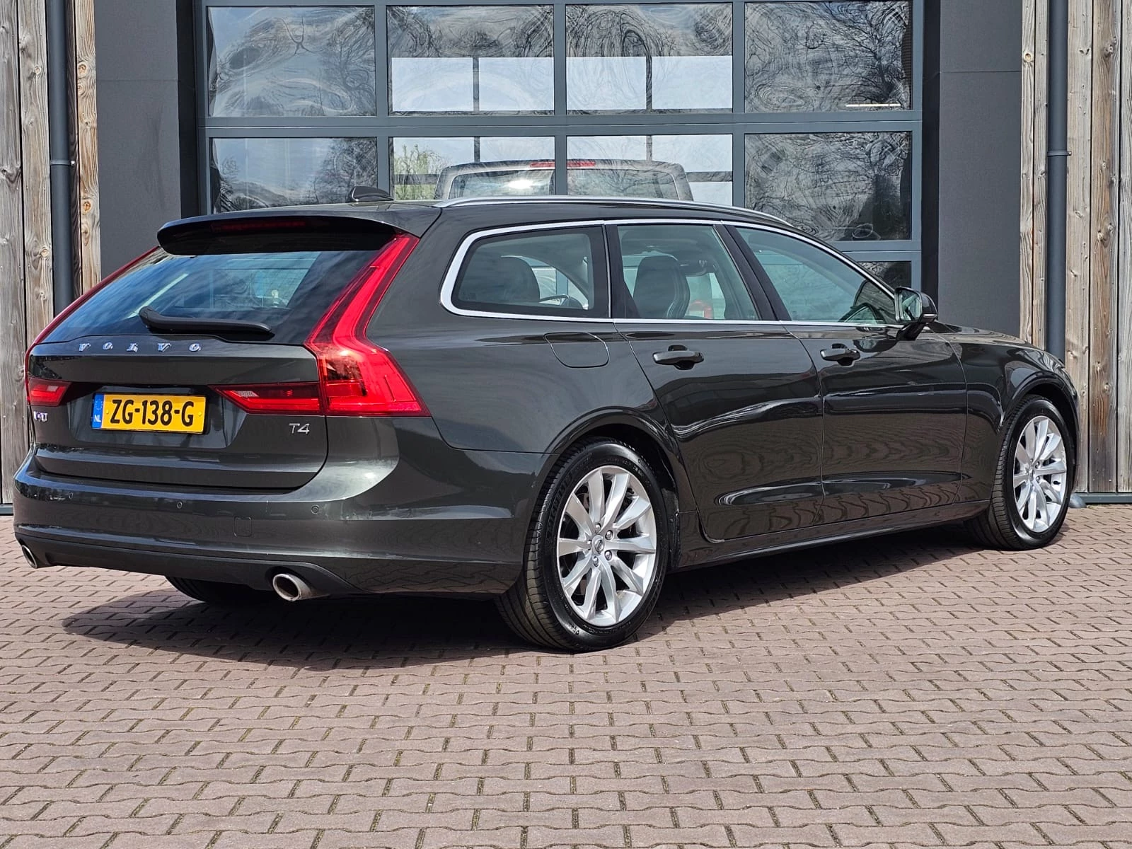 Hoofdafbeelding Volvo V90