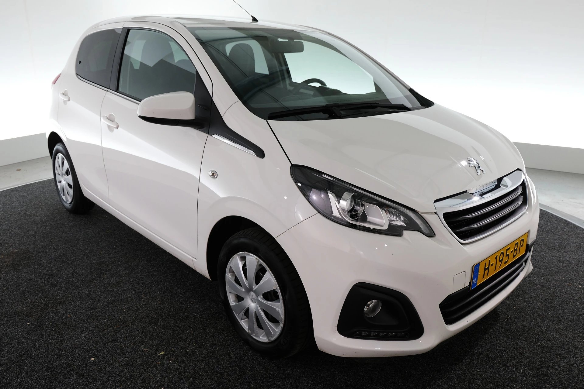 Hoofdafbeelding Peugeot 108